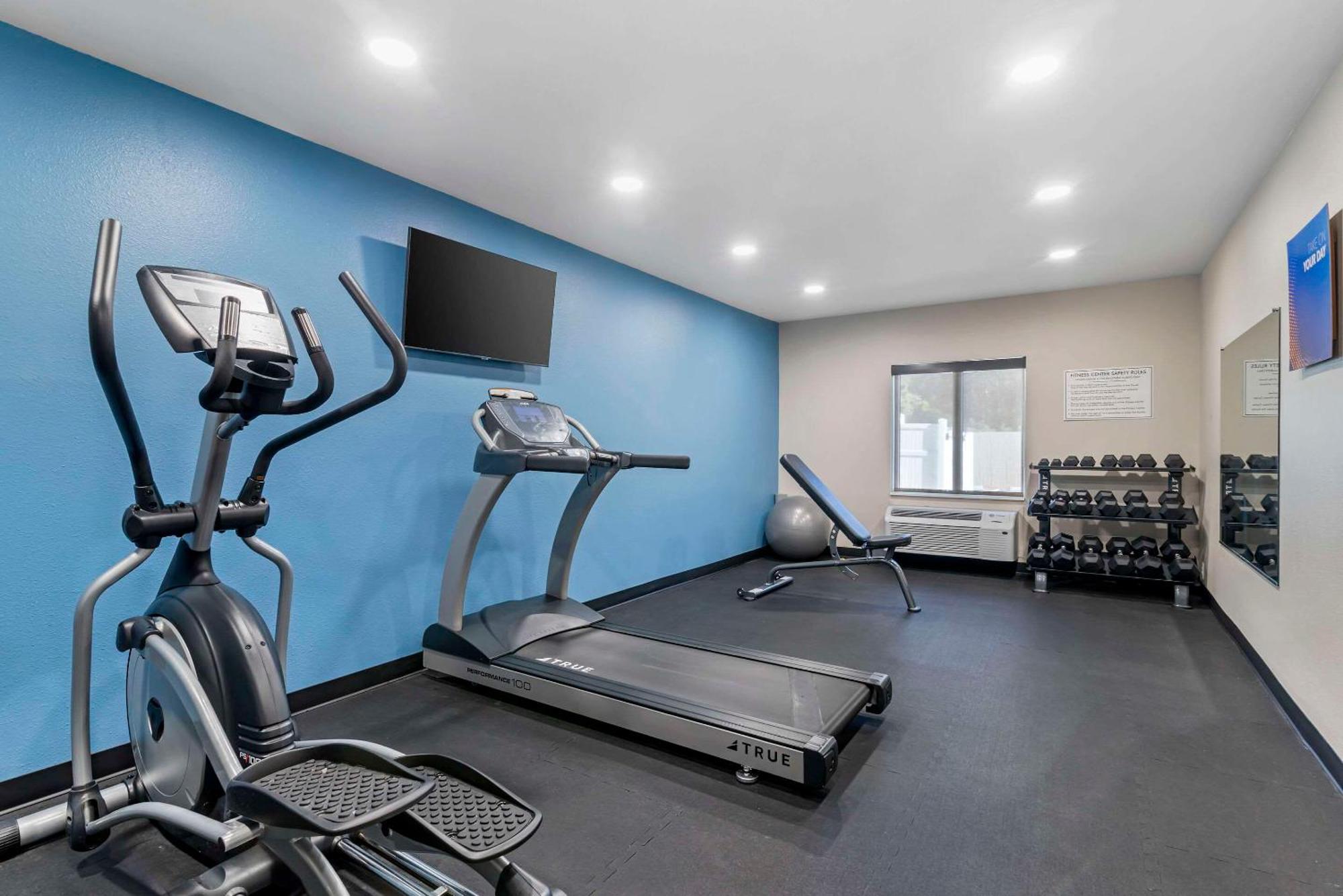 Comfort Inn & Suites Brunswick Esterno foto